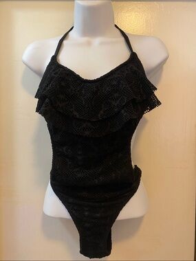 Women’s Mossimo bathing suit size M